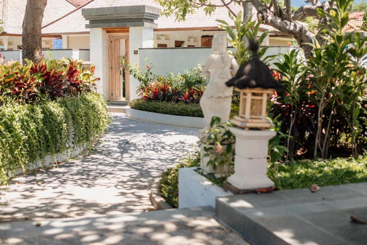 New Sunari Lovina Beach Resort Exterior photo